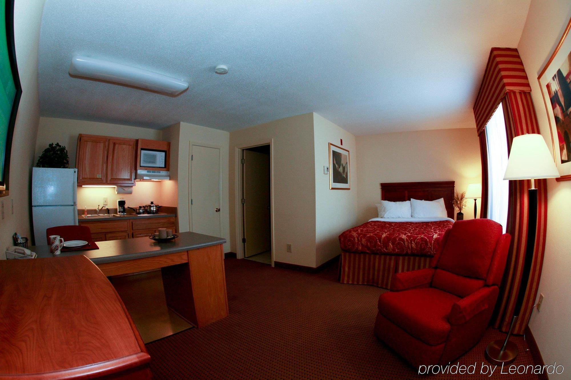 Intown Suites Extended Stay Auburn Al الغرفة الصورة