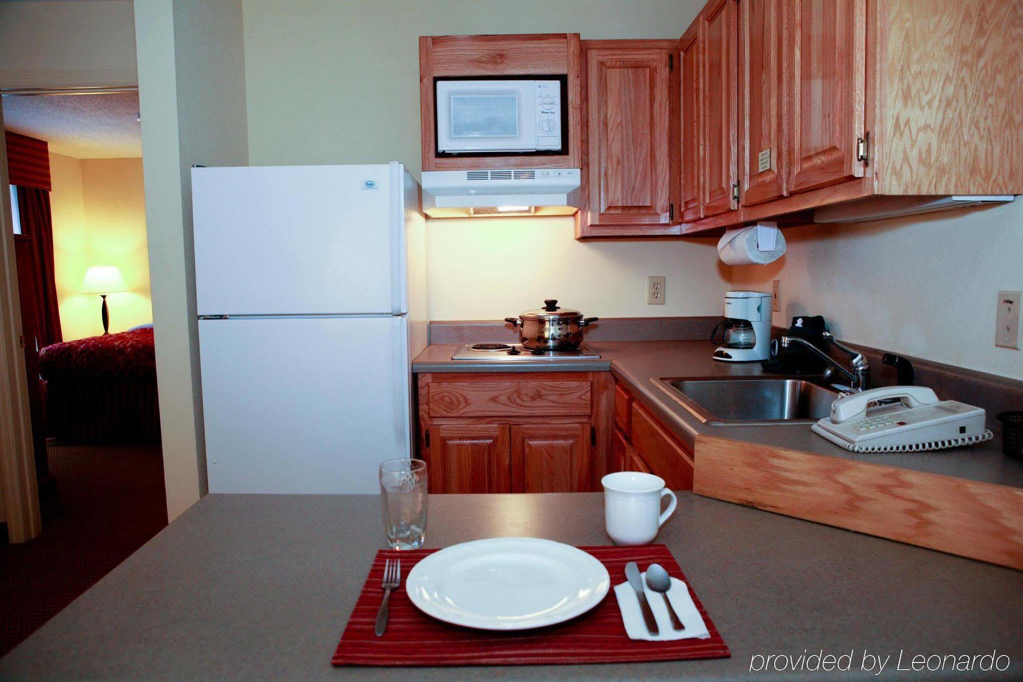 Intown Suites Extended Stay Auburn Al المظهر الخارجي الصورة